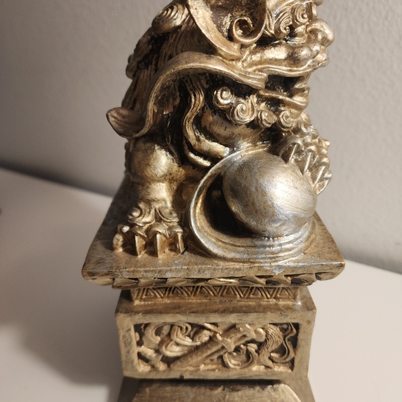 Set of 2 Vintage The Bombay Company detailed Chinese Temple Lion Foo Dog Resin - Picture 7 of 16